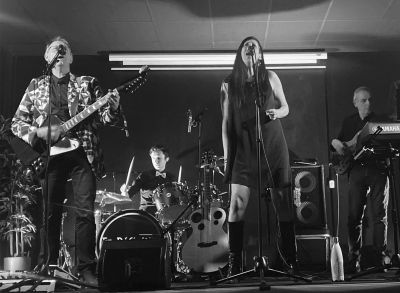 vignette EN DEFINITIV    groupe pop rock 